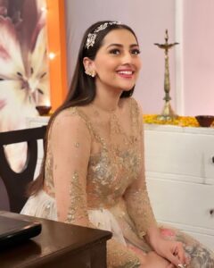Anagha Bhosale Instagram - Diwali princess & yes! The shoe 👠 fits✨😉 #anaghabhosale