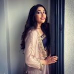 Anagha Bhosale Instagram - Hey insta fam....hope u had a wonderful day 🦚🔥❤️ @erthlabel