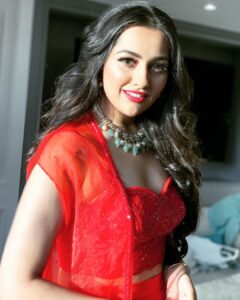 Anagha Bhosale Instagram - Red is a bit of ...everything classy everything crazy 
.
Stay tuned @erthlabel 
Coming soon.