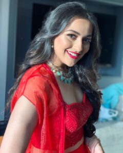 Anagha Bhosale Instagram - Red is a bit of ...everything classy everything crazy 
.
Stay tuned @erthlabel 
Coming soon.