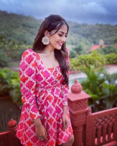 Anagha Bhosale Instagram - 800k FAM🦚❤️ 
thank you so much for immense love & support love you #grateful #anaghaians #sananians