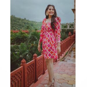 Anagha Bhosale Instagram - Close your eyes and turn your face into the wind🌬 ❤️🦚
.
.
.
Shot by:  @harsh__mevada 
Styled by: @jivikasetpal  Styling intern: @shehjan26 Outfit: @poojavermalabel  Earrings: @jewellerybysheen Rings: @aurnument