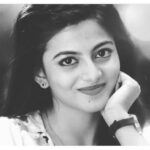 Anandhi Instagram - ⚫️⚪️ #anandhi#2k18#blackandwhite