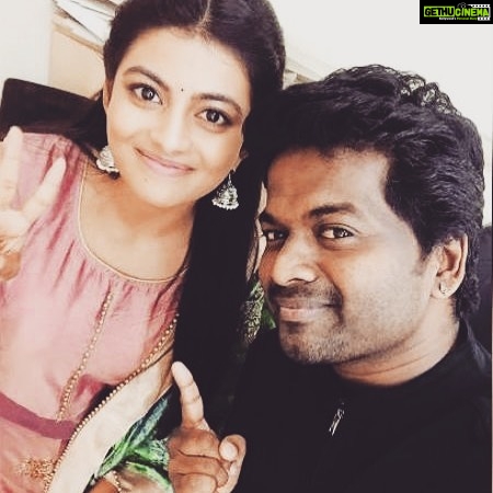 Anandhi Instagram - With Ishaan Dev😊 #eask#enaalodaseruppakaanom#ishaandev#music#musicdirector
