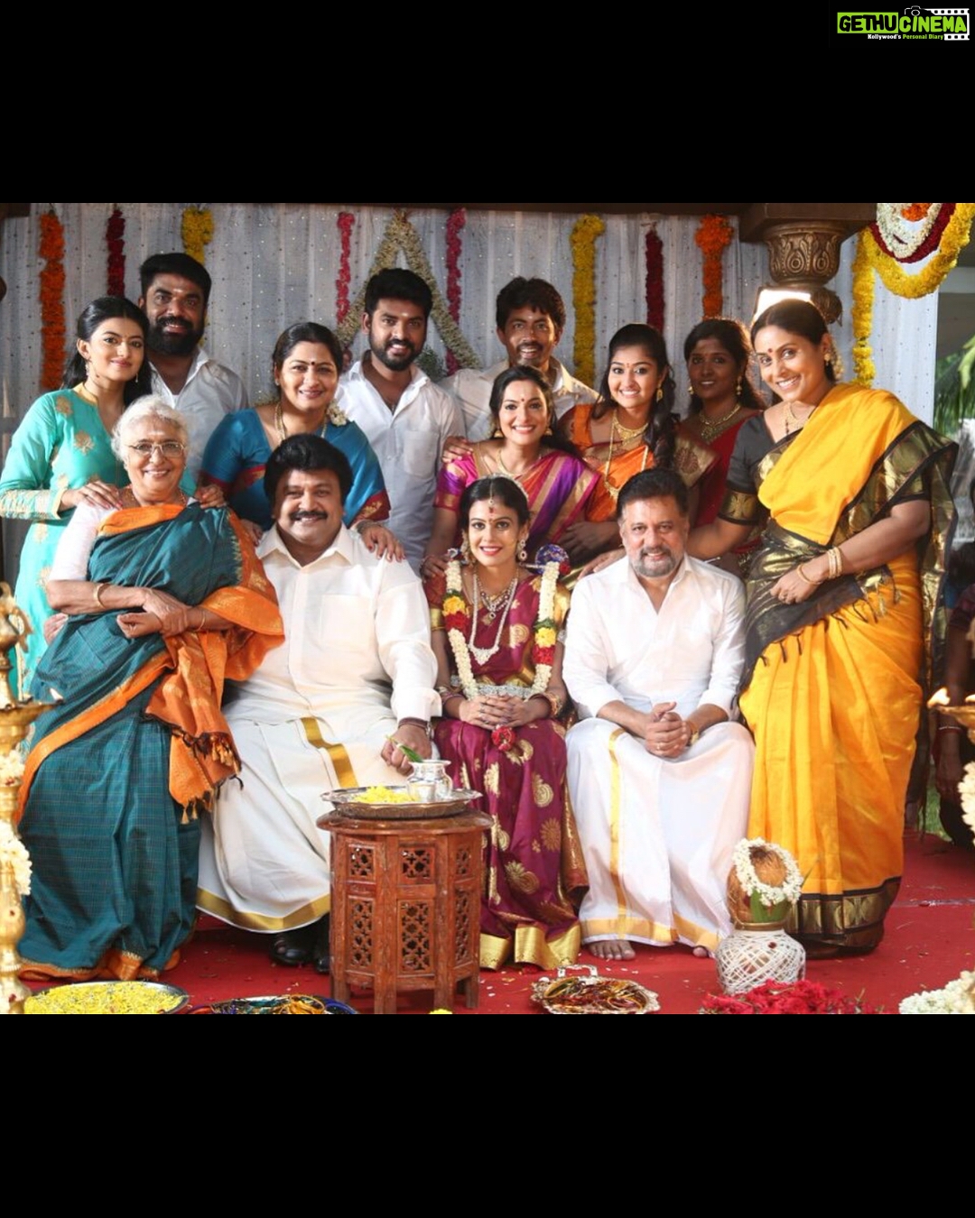 Anandhi Instagram - Mannar Vagera 🎬#comingsoon#Mannarvagera#Vimal#Anandhi#ChandiniTamilarasan#january#tamilmovie#pongalrelease#2018