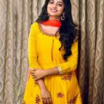 Anandhi Instagram – 💛 #anandhi#yellow#kayalanandhi#chudithar#fc#fp#fashion#actress#