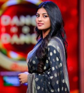 Anandhi Instagram - 🖤