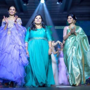 Anandhi Instagram - Madras Bridal Fashion Show 💃🏻 #anandhi#fashion#show#bridal#madras#chennai#saree#colorful#kayalanandhi