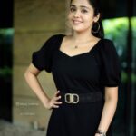 Ananya Instagram - @jo_makeup_artist @btt_speakzz @athul_krishna________ @nidhinmaniyan #movies #malayalamcinema #Appan #film #promotions