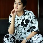 Ananya Instagram - 🤍🖤 @jo_makeup_artist @athul_krishna________ @nidhinmaniyan