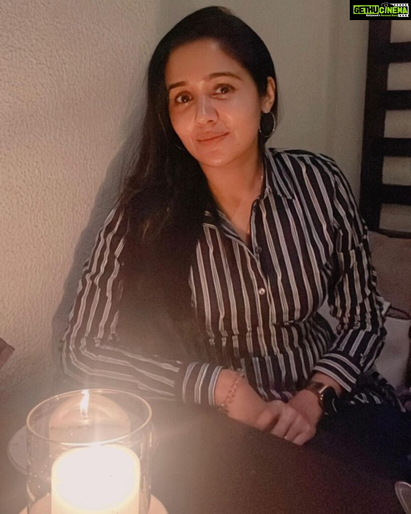 Ananya Instagram - “I prefer just being with people I like. That's my way of celebrating.” #celebration #familytime #friendshipgoals #weekend #diwalivibes✨