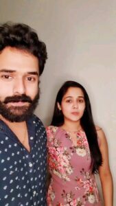 Ananya Instagram - Swasame Swasame......🎶

@_arjungopal_

#thennalimovie  #kamalhaasan #jothika #tamilsongs #tamil #tamilsongs #tamilcinema #instagramreels