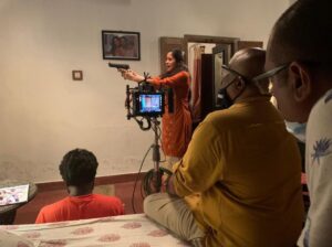 Ananya Instagram - Behind the scene🔫 @bhramammovie @iamunnimukundan @dop007 @sarathb27 
📸 @vvipink  #workingstill #newrelease #Malayalammovie #trending #swapnadineshettan