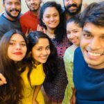 Ananya Instagram - Thanku for this surprise bday @_arjungopal_ @sanjaysunil65 @im___anjali @dr.amaljoy_ @_iam_aswin @amal_thoppil @letters2aka @nishanth_sagar_actor @singer_nikhil_k_menon