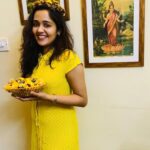 Ananya Instagram - Thanku for this surprise bday @_arjungopal_ @sanjaysunil65 @im___anjali @dr.amaljoy_ @_iam_aswin @amal_thoppil @letters2aka @nishanth_sagar_actor @singer_nikhil_k_menon