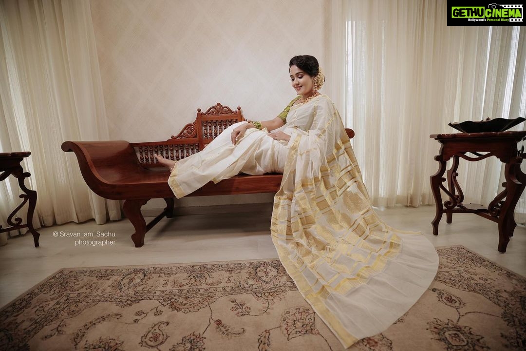 Ananya Instagram - Makeover : @sajithandsujith Video : @sadique_filmer Photgrapher : @sravanamsachu_photographer Colour grading : @ashwinbivera Wardrobe: @prakrithi_by_ramya