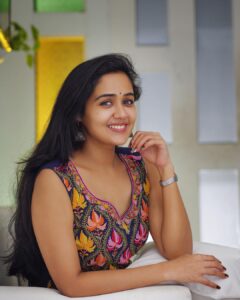 Ananya Instagram - A Big Big Smile , Give A Big Smile .. ☺️ 

📸@ann_digital_media_concepts_
 
#smile😊 #ananya #lifestyle #happiness