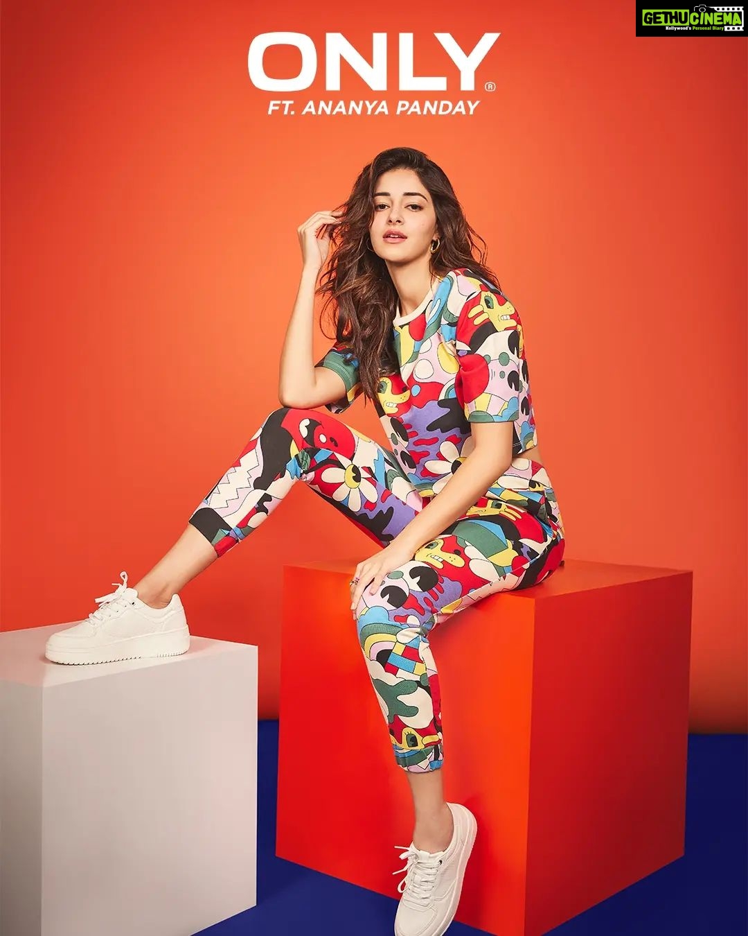 Ananya Panday Instagram - HOT RN: Poppin' hues, floral prints and dopamine trends from ONLY's summer '23 collection. #JoyfulExpression ππ€ with @ONLYIndia Swipe to check 'em all out! Get @ananyapanday 's look at an ONLY Store near you or on www.only.in ποΈ #ONLY #ONLYIndia #EverythingSummer #Summer #Outfit #Summertime #Summerfashion #ONLYthingiwantiseverything #ONLYxAnanyaPanday #AnanyaPanday #denim