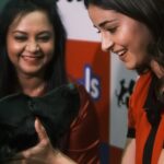 Ananya Panday Instagram - It’s so important to be conscious of our responsibilities towards community animals & taking a step forward in making their lives happier & healthier ! I couldn’t be more thrilled to have joined hands with Drools @droolsindia in their initiative to lend support to animal shelters & NGOs. Under which we have donated 6 months worth of food supplies to YODA Mumbai. Drools & I encourage all animal lovers out there to come forward & do their bit ! ❤️🐾 #droolsindia #petfood #pethealth #petnutrition #petparents #animallovers #petlovers