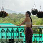 Ananya Panday Instagram - 🐒 business in Dehradun 🤭
