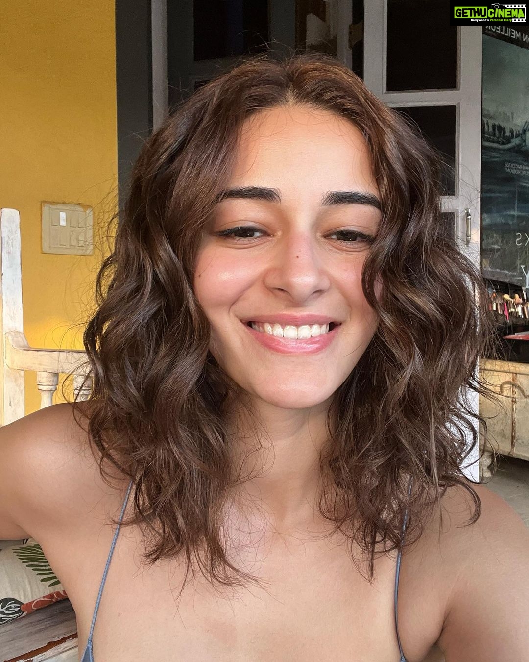 Ananya Panday Instagram - just popping up again to post this one cuz I forgot it and it was part of the series and kinda my fave ok bye 😁 #CurlyHairDontCare seems apt 🥲