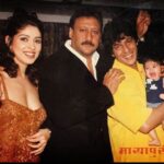 Ananya Panday Instagram - happy 25th anniversary Mama and Papa 🤍 thank you for showing us how easy love can be (and for ur gorgeous genes 🤪) also the last picture is here because I think @apnabhidu is the coolest and also my expression hasn’t changed in the last 24 years 🫠 and also I love the kids expression in the second last picture idk who he is but it’s too good 😅