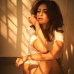 Ananya Panday Instagram - You are the sky. Everything else, it’s just the weather 🌤️