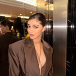 Ananya Panday Instagram - Serving the ‘right’ looks (and books 😋) for my fave @priyankaskhanna s first book launch ‘All The Right People’ 🤎 📸 blurry beautiful mess @amitthakur_hair