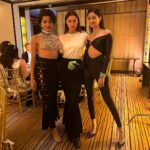 Ananya Panday Instagram - Such an honour to attend the @swarovski #OpenTheWonder dinner in NYC with such gorgeous, wonderful people 🤍✨ thank you @giovannaengelbert @alexisnasard & team @swarovski #Swarovski #OpenTheWonder #IgniteYourDreams New York, New York