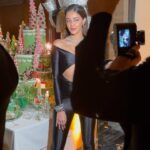 Ananya Panday Instagram - Such an honour to attend the @swarovski #OpenTheWonder dinner in NYC with such gorgeous, wonderful people 🤍✨ thank you @giovannaengelbert @alexisnasard & team @swarovski #Swarovski #OpenTheWonder #IgniteYourDreams New York, New York