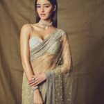 Ananya Panday Instagram - 🤍✨kaju katli was the inspiration 🥹