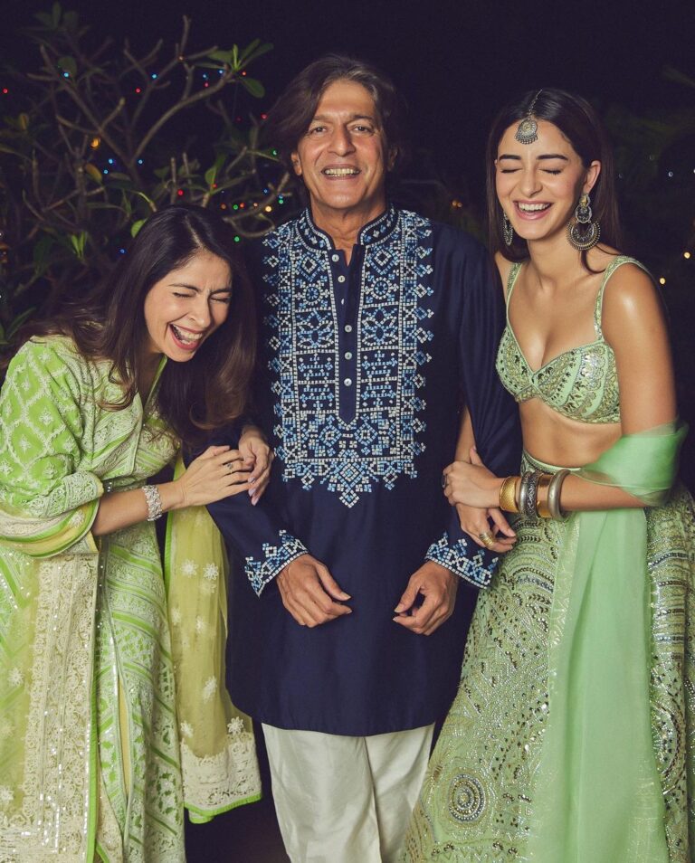 Ananya Panday Instagram - Filled with love and light 🤍