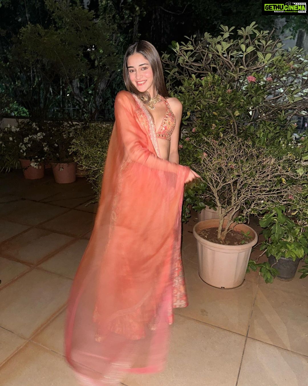 Ananya Panday Instagram - Let Diwali season begin!!! ✨💛