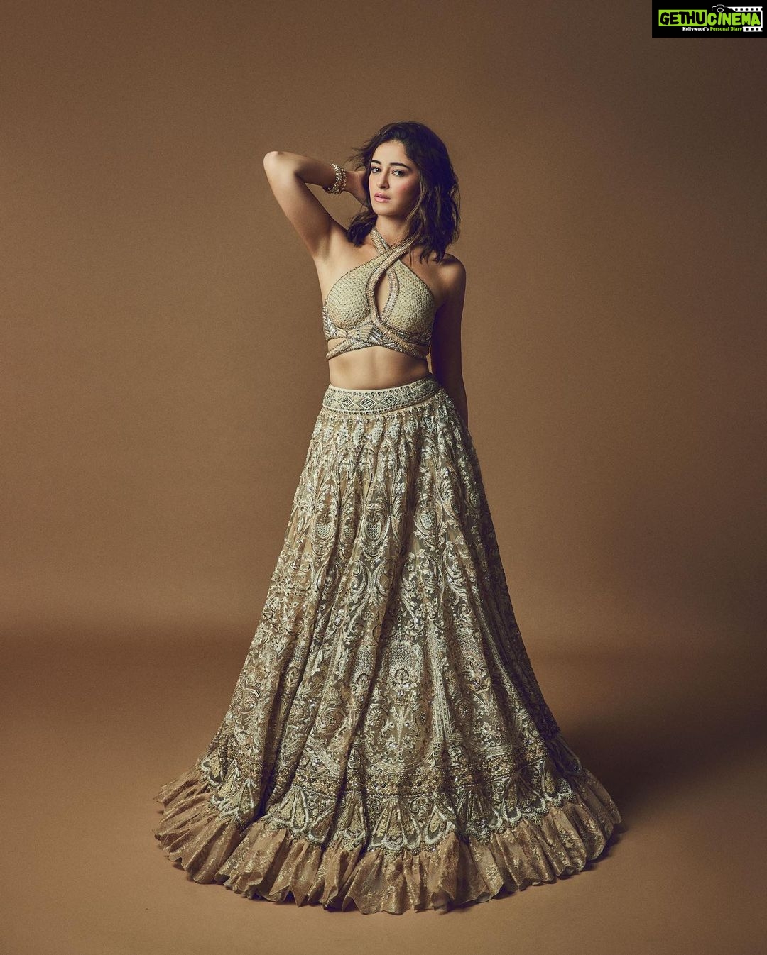 Ananya Panday Instagram - 🍯✨ for #LokmatMostStylish 💛