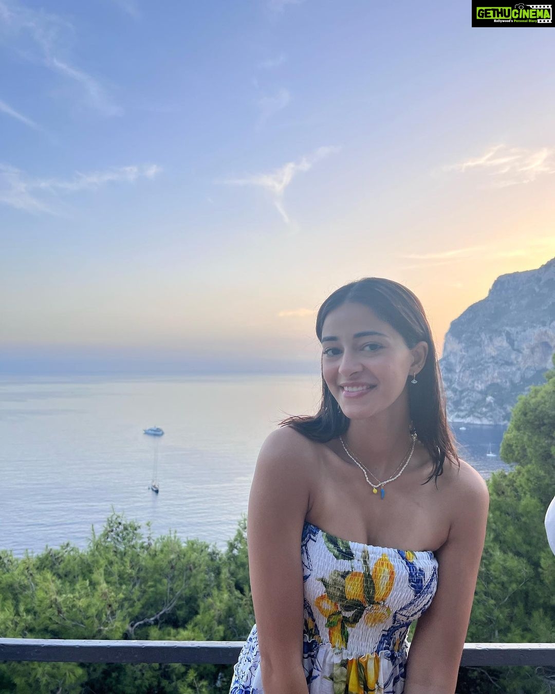 Ananya Panday Instagram - that’s amore 🤍 Capri
