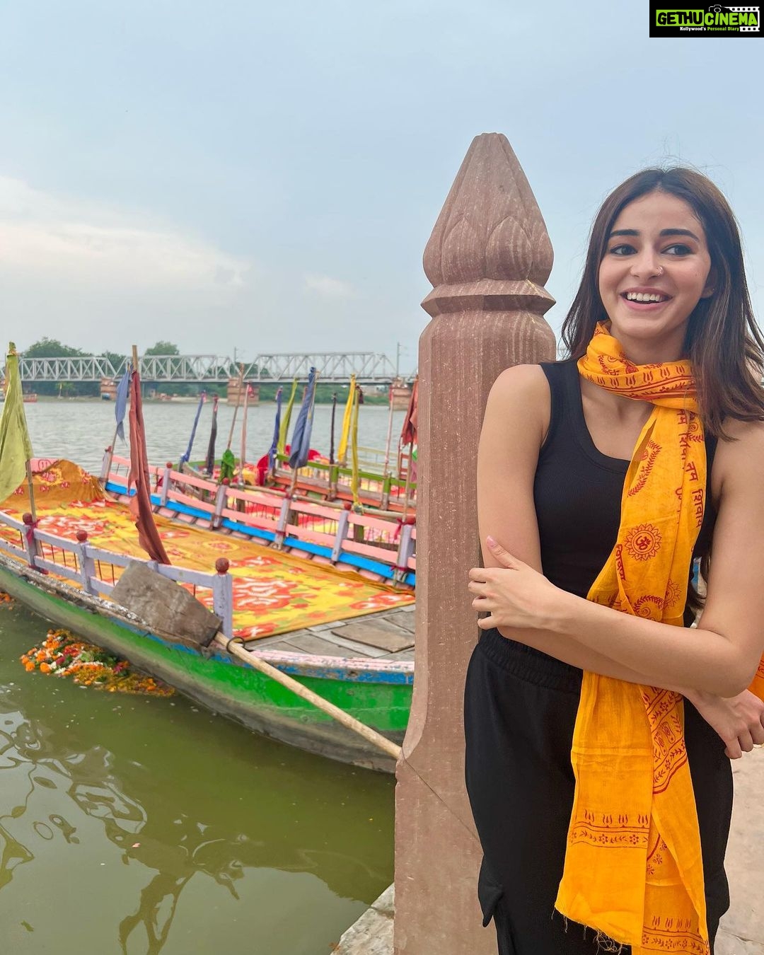 Ananya Panday Instagram - राधे-राधे 🤍 Mathura, Uttar Pradesh