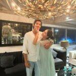 Ananya Panday Instagram - Happy Rakhi to the light of my life 🤍 For all that you are and all that you do, through every fight and every laugh - my first friend and friend till the end 🥺 Love you endlessly Ahaaaniii