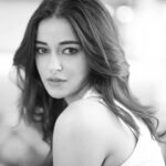 Ananya Panday Instagram - 👀 #PostPackUpShot