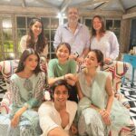 Ananya Panday Instagram - Happy Rakhi to the light of my life 🤍 For all that you are and all that you do, through every fight and every laugh - my first friend and friend till the end 🥺 Love you endlessly Ahaaaniii