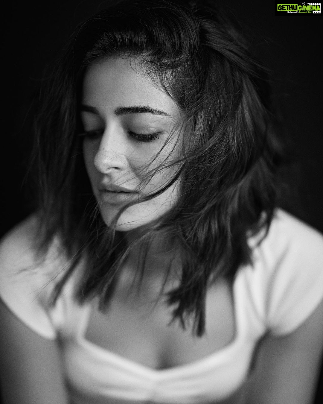 Ananya Panday Instagram - Mooody 🤍 #WhiteTSeries 📸 by my grumpy ray of sunshine @rohanshrestha