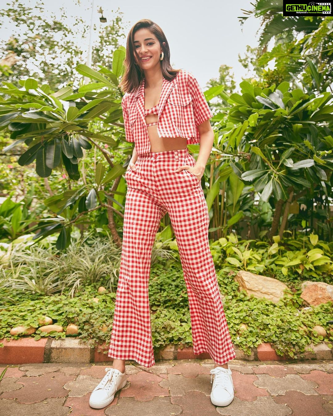 Ananya Panday Instagram - #Liger promotions feeling like a picnic 🧺❤️ #Liger25thAugust