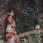 Anarkali Marikar Instagram – 🌼🌼
@ameensabil 📸
@ashna_aash_ @nitasha_s_bride makeup 
@niramayamheritage location