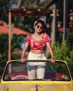 Anarkali Marikar Instagram - 💛❤️💛❤️

Photography & Editing @neethuthomasphotography 
Makeup & Hair @laxmi_saneesh
Location @steamnmugstheglobalgastronomy
Car from @highlandergarage