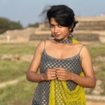 Anarkali Marikar Instagram - Hampi😇 @ameenbarif 📸 @aiwasilks outfit @joe_elize_joy styling