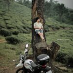 Anarkali Marikar Instagram - Looking at my xpulse like "നടു ഒടിഞ്ഞു!!! വല്ല ബസ് കേറി വന്നാ മതിയാരുന്നു 🥴" @badshahmuhammed 📸