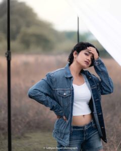 Anarkali Marikar Instagram - ~FEELING DENIM~
@sathyan_rajan📸
@rizwan_themakeupboy💅
@thedenimals 💃