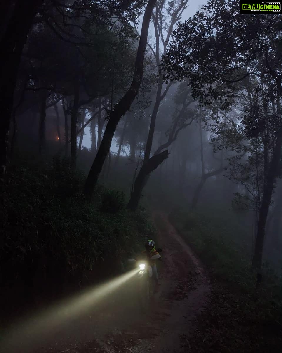 Anarkali Marikar Instagram - Not that I did a lot of off road riding But I did it for the photo. Yeah🤘🤘 . . . @ajmal_phoneographer 📸 Munnar Hillstation, Kerala