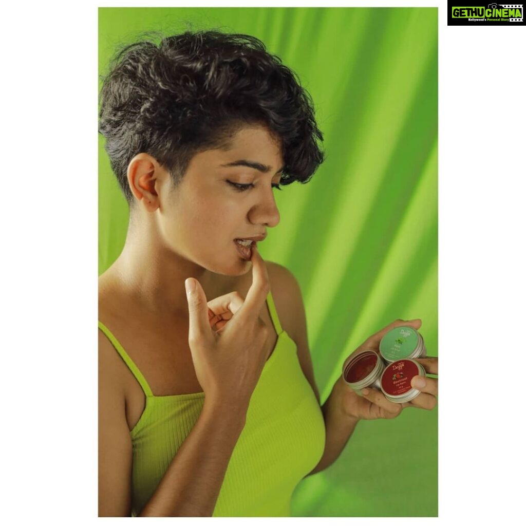 Anarkali Marikar Instagram - @deyga_organics 💚💚 The BEETROOT LIP BALM and the MINT LIP SCRUB is something your lips really need. The lip scrub is too good you might want to eat it because of its juicy smell. 🤪 Photography : @a__l__e__x__m__