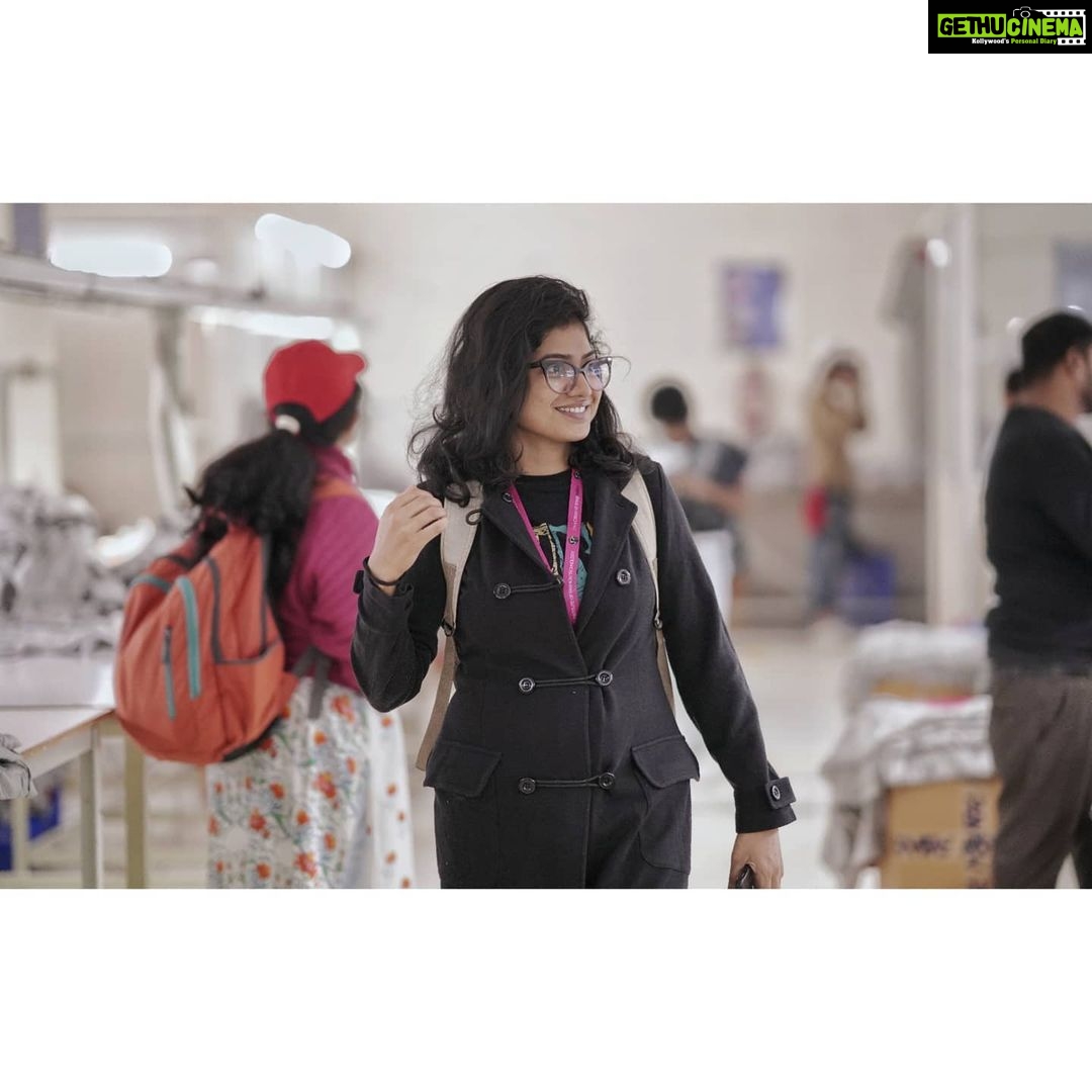 Anarkali Marikar Instagram - Throwback to that industrial visit at Delhi. You see I was genuinely interested 😝 @vivek_subramanian_photography Thaan illayirunnenkil njan enna cheythene ente sireeee❣️