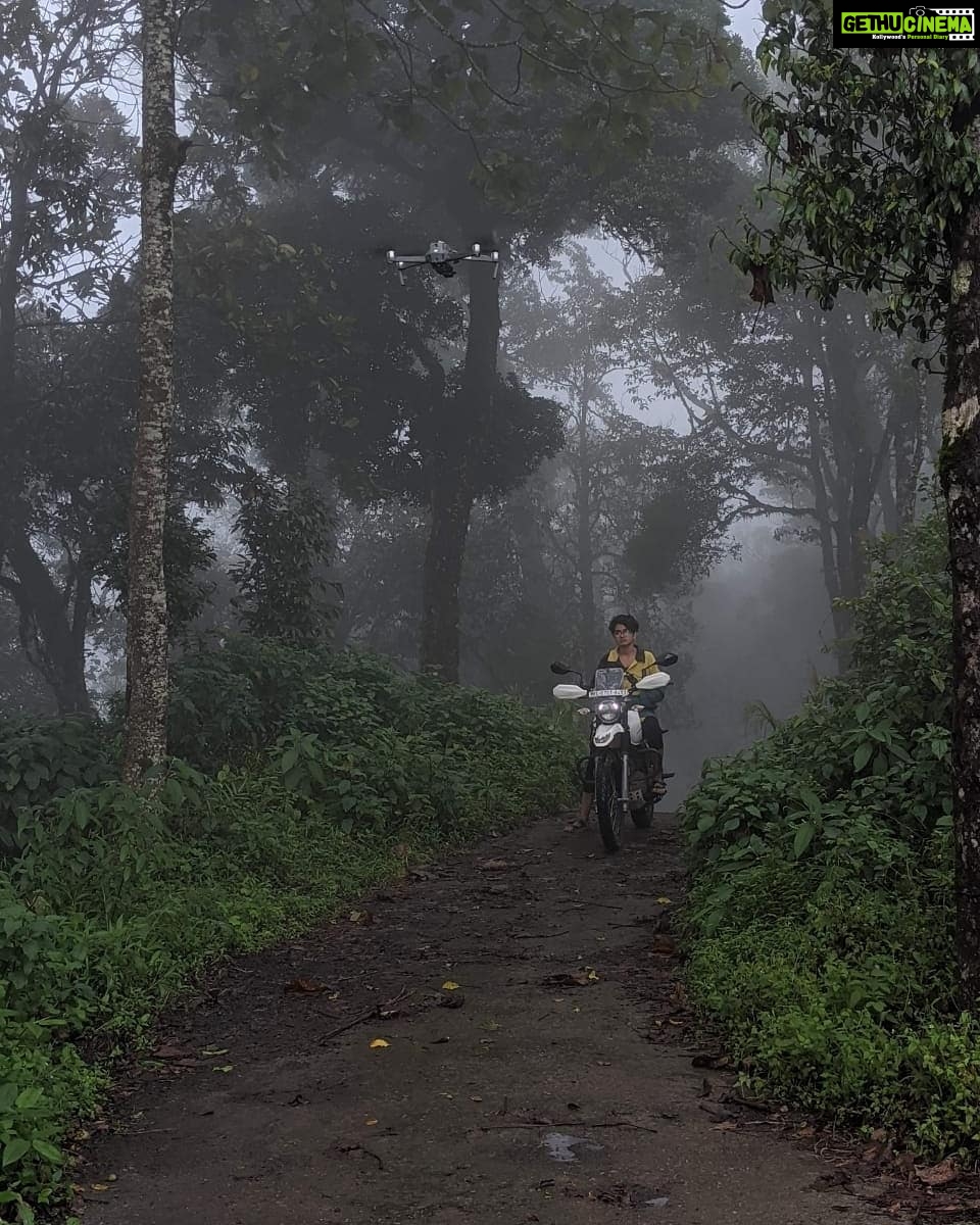 Anarkali Marikar Instagram - Not that I did a lot of off road riding But I did it for the photo. Yeah🤘🤘 . . . @ajmal_phoneographer 📸 Munnar Hillstation, Kerala